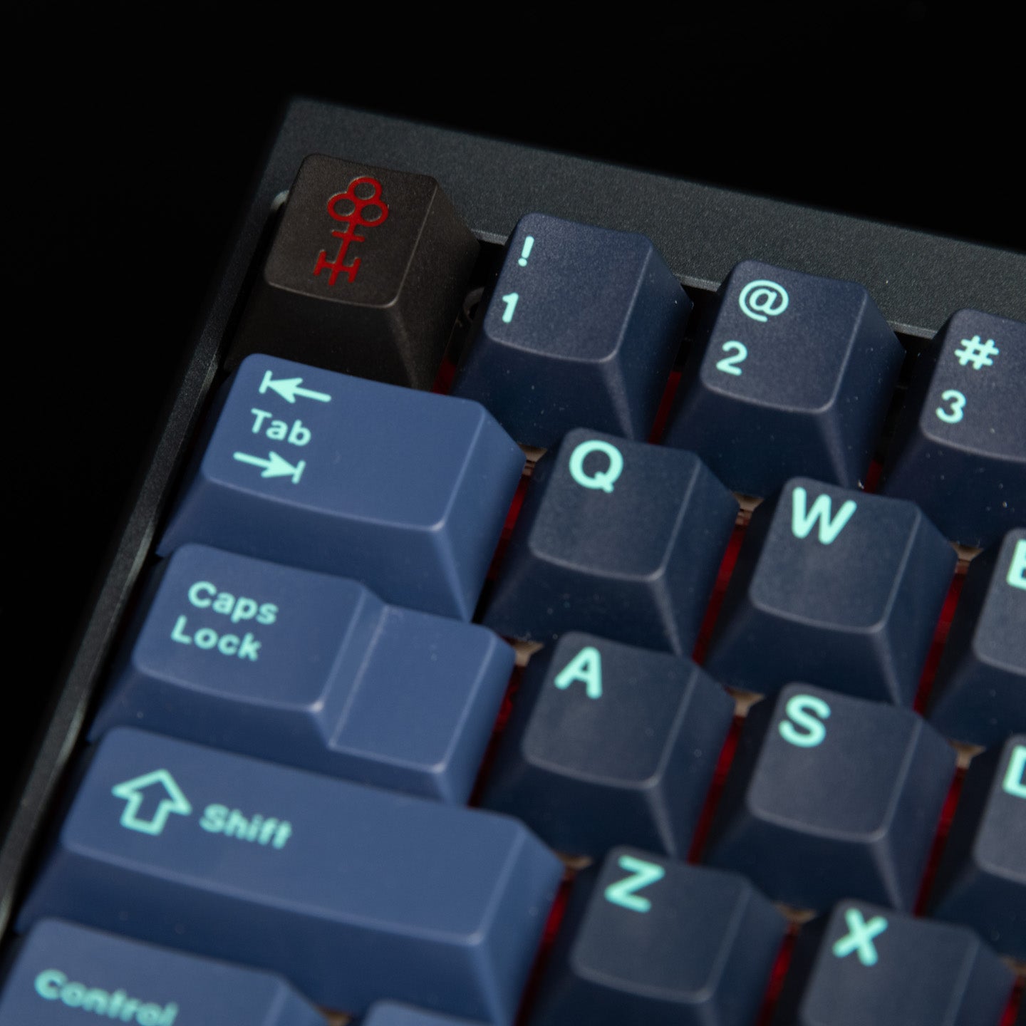 Salvun x Keycult Brass Keycap