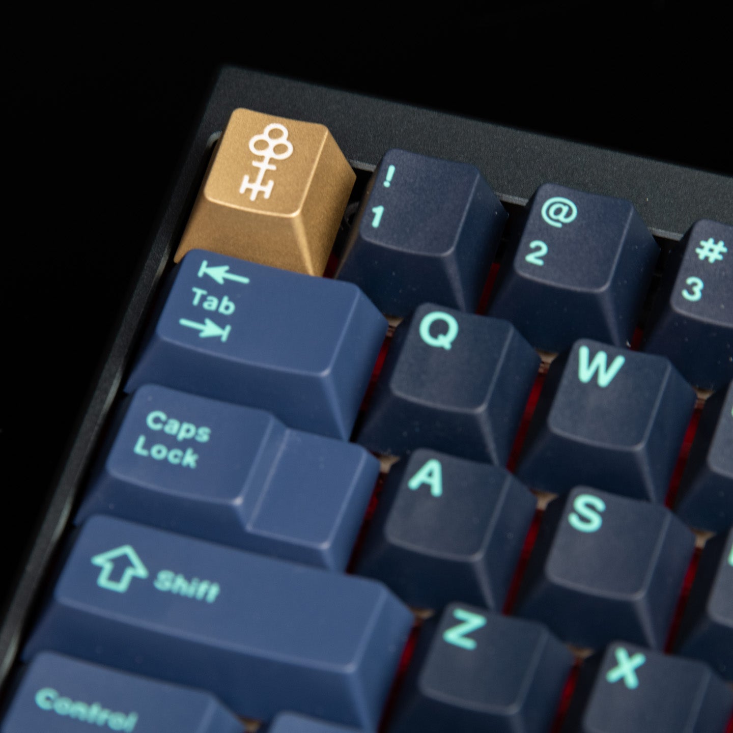 Salvun x Keycult Brass Keycap